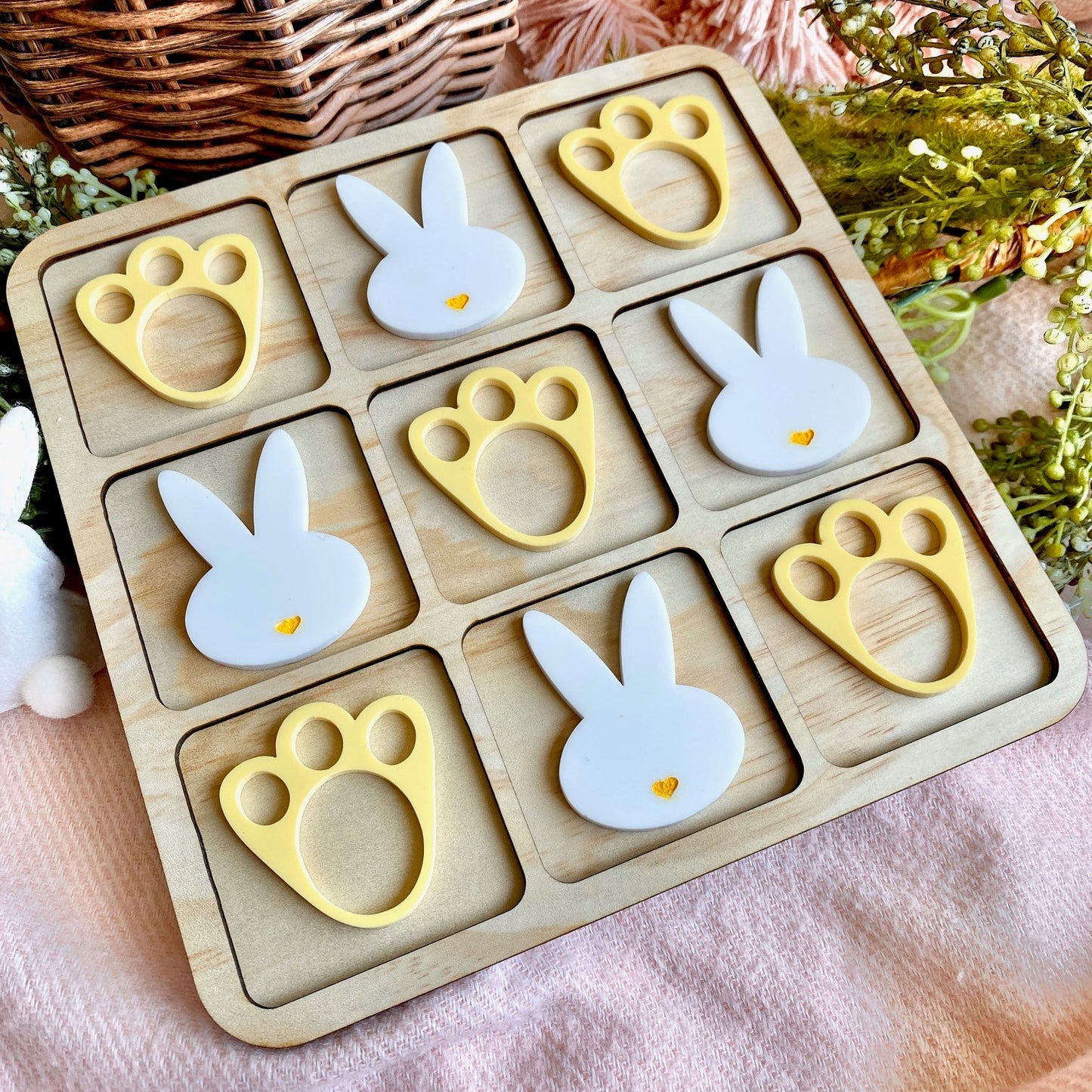 Easter Naughts Noughts Crosses Game