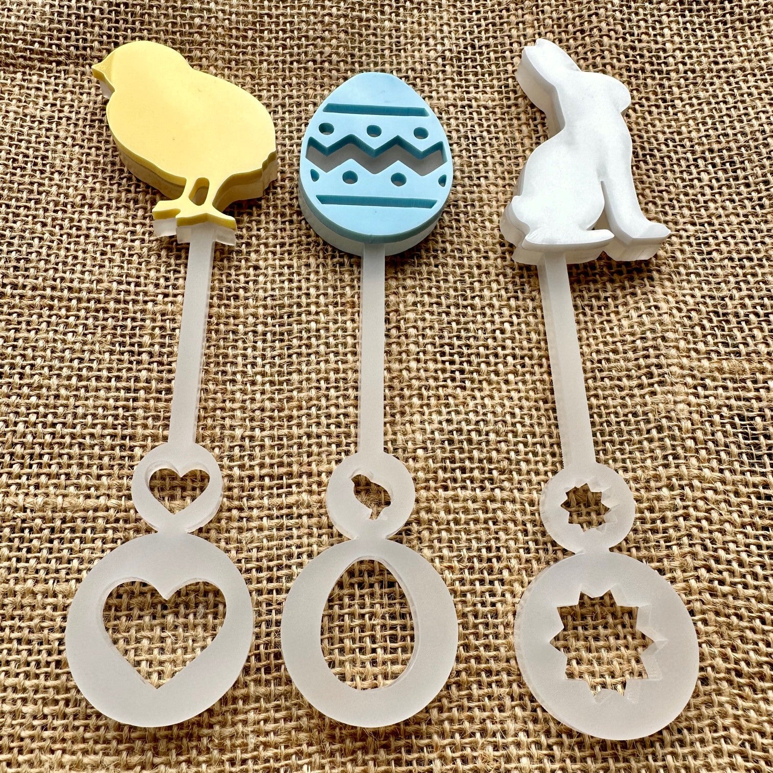 Easter bubbles chick egg bunny rabbit wand fun play children kids 2023