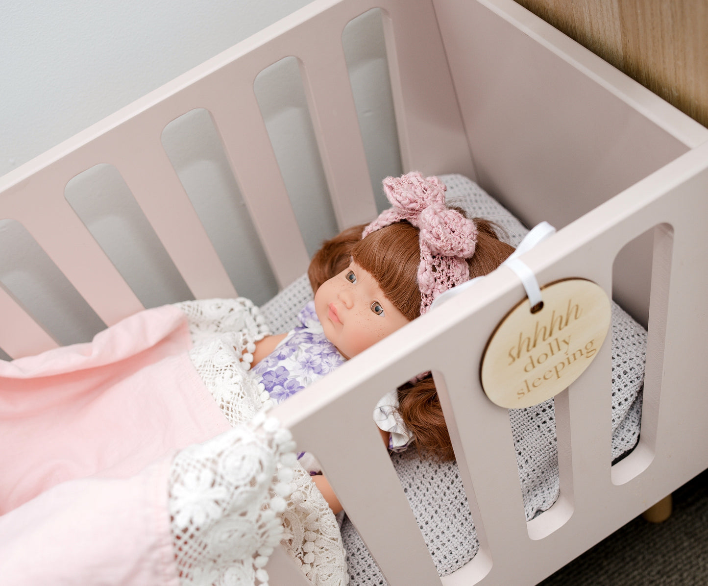 Doll Signs Picnic Sleeping Bows Dollhouse